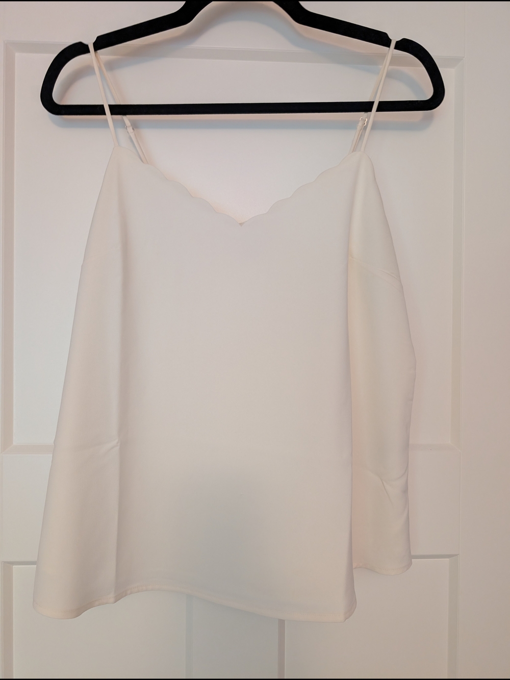 J. Crew Cream Scalloped V-Neck Spaghetti Strap Camisole
